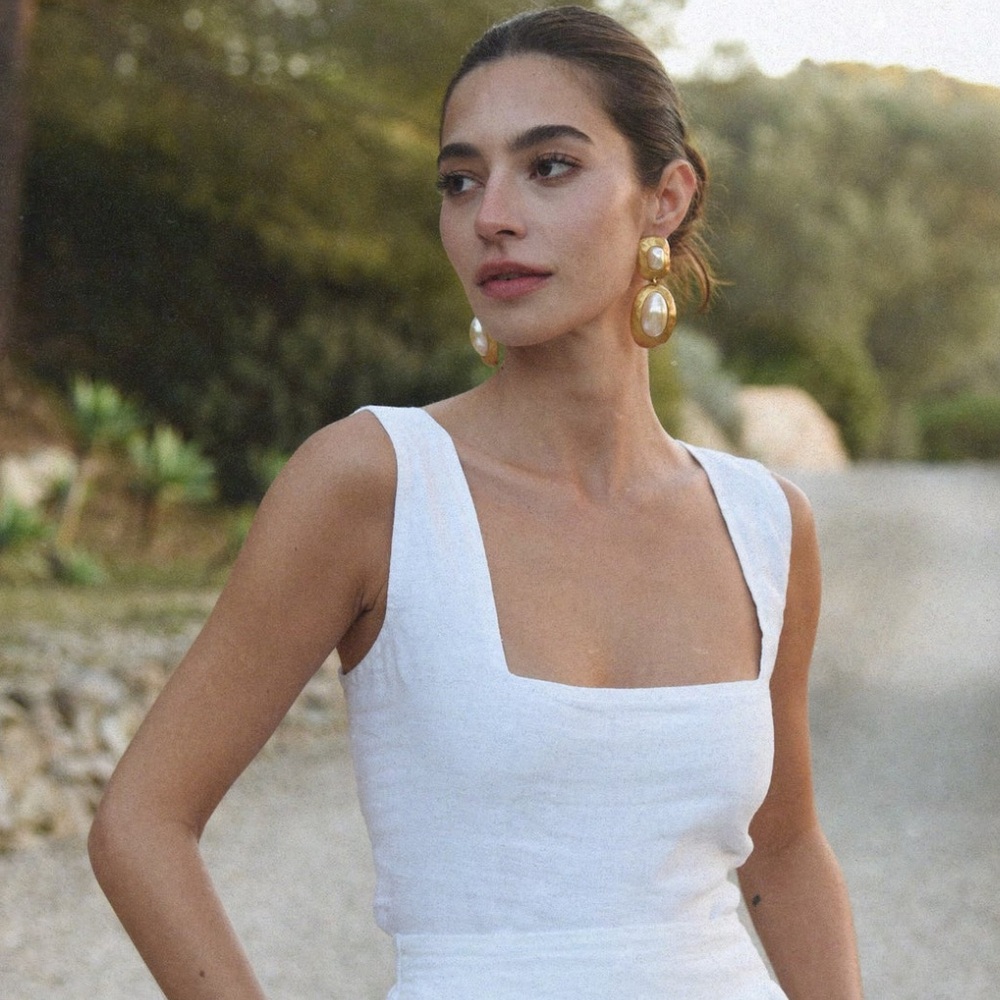 The Barcelona Top - linen
